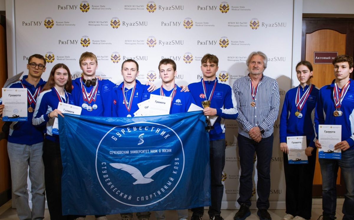 Сеченовцы стали вторыми на IX Всероссийском чемпионате по плаванию среди студентов мед- и фармвузов