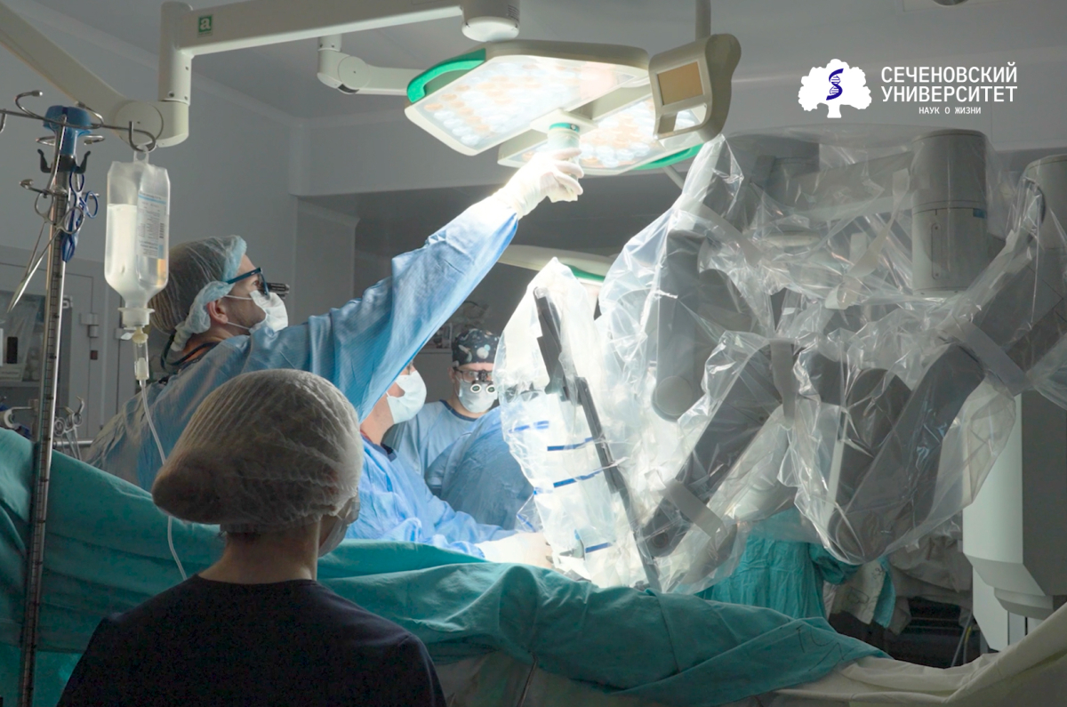 Две роботические операции спасли пациенту жизнь