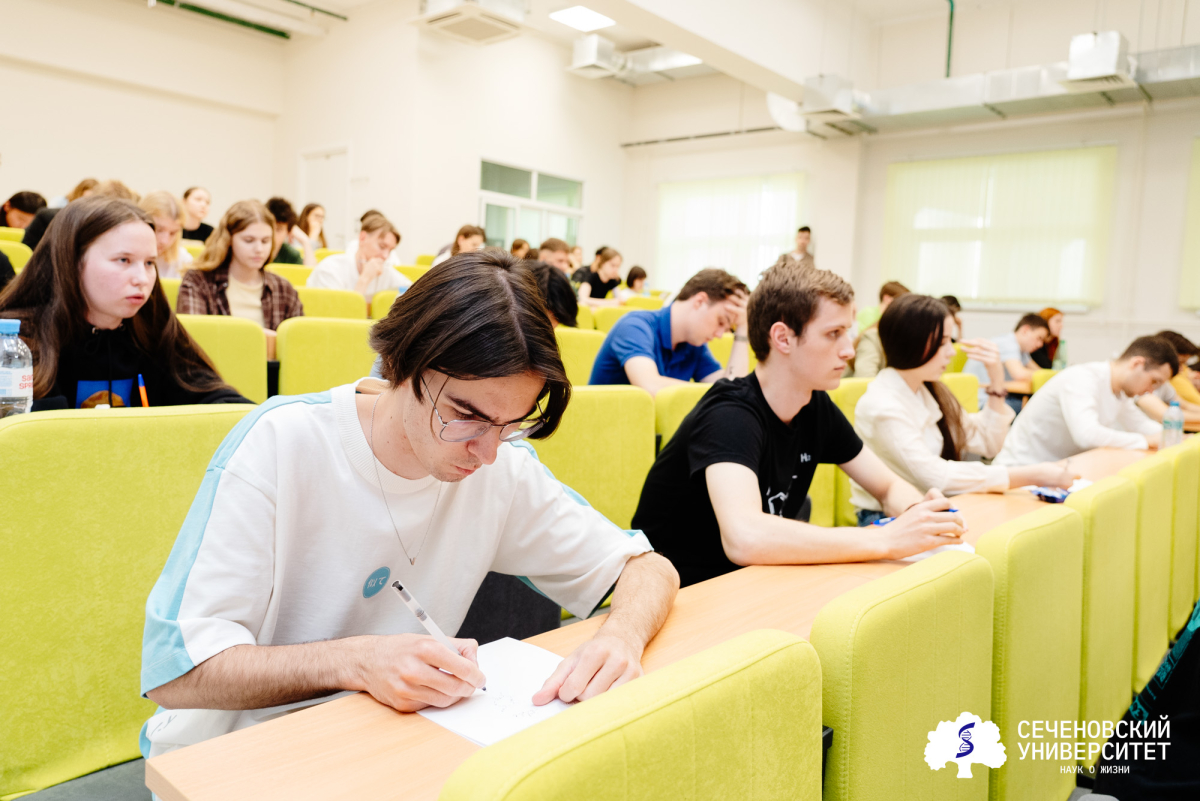 Юбилейная олимпиада – к юбилею Победы! Сеченовский Университет провел соревнования по органической химии