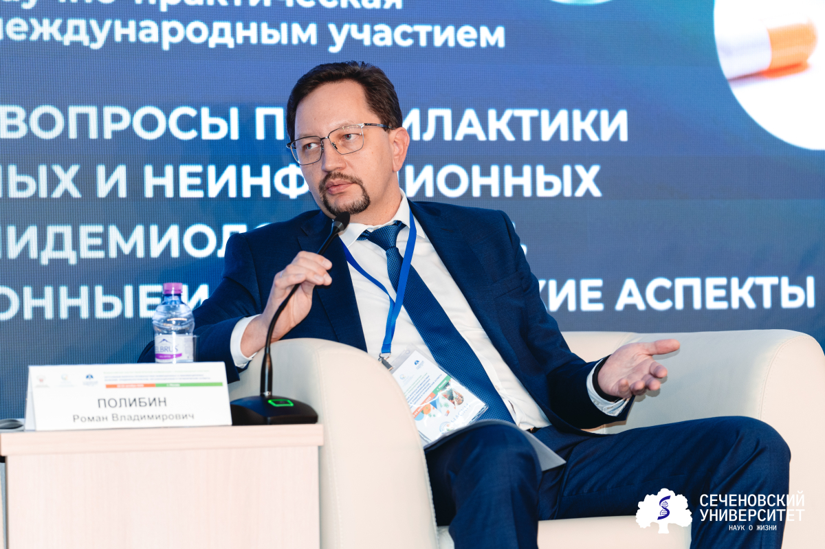 Эксперт Сеченовского Университета рассказал о результатах клинических исследований первой отечественной вакцины от вируса папилломы человека