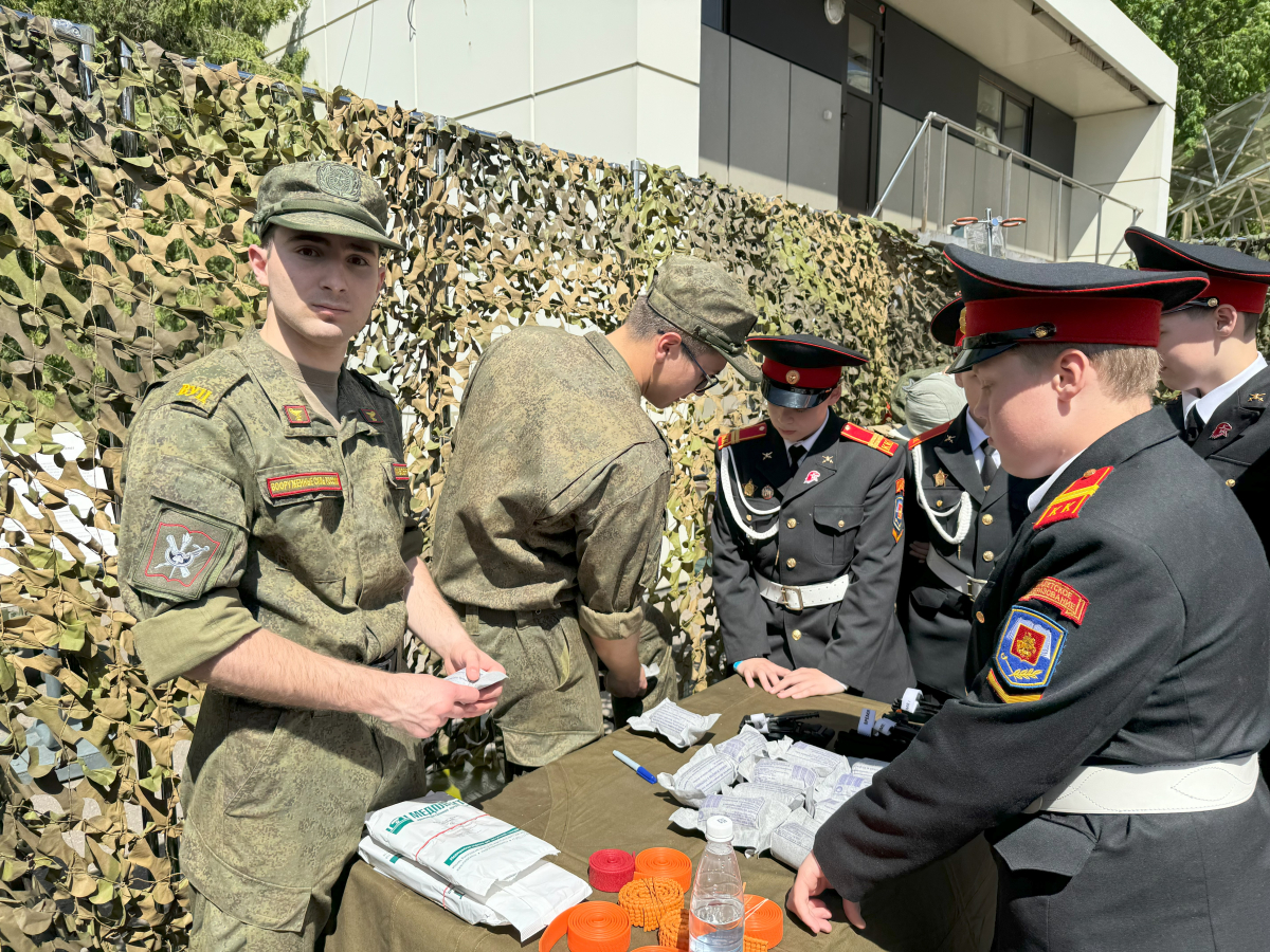 ВУЦ Сеченовского Университета поучаствовал в параде кадетского движения Москвы